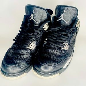 Jordan retro 5 Oreo in Great condition !!!!!!